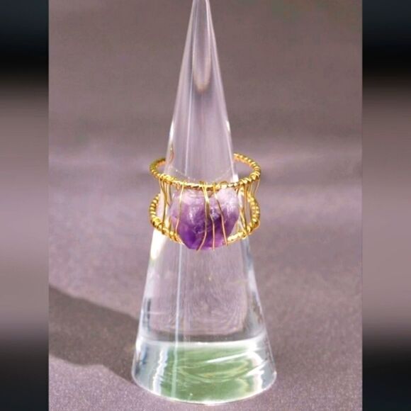 Purple EMERY ROSE STONE RING - Picture 3 of 11